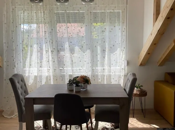 アパート Nas San